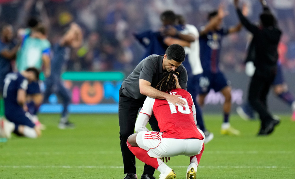 Mikel Arteta je tešio Ezea