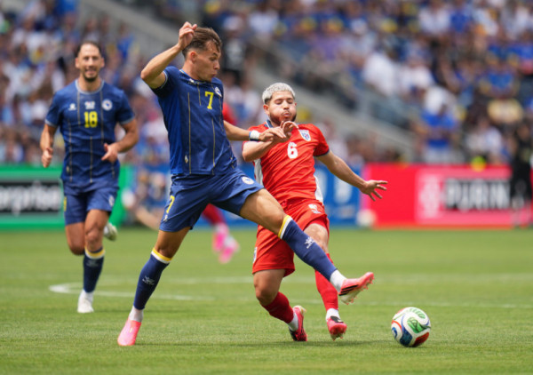 (VIDEO) Bosna odigrala nerešeno protiv Paname pred oko 20.000 svojih navijača, egal i u duelu Australije i Švajcarske