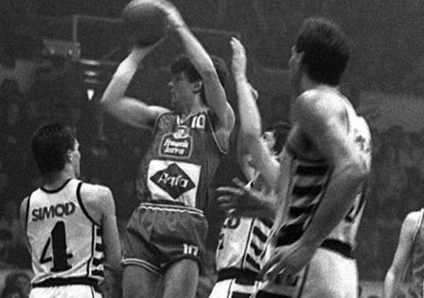 (VIDEO) Godine prolaze, legenda ostaje: Dan kada je košarka izgubila svog Mocarta