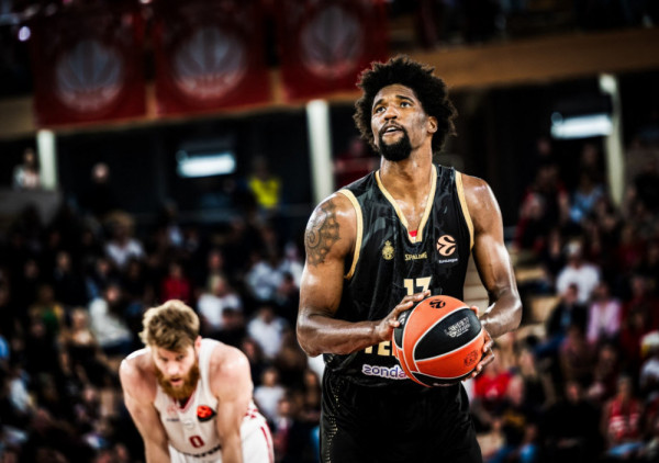 Ozbiljno pojačanje za Partizan: Hejs oblači crno-beli dres