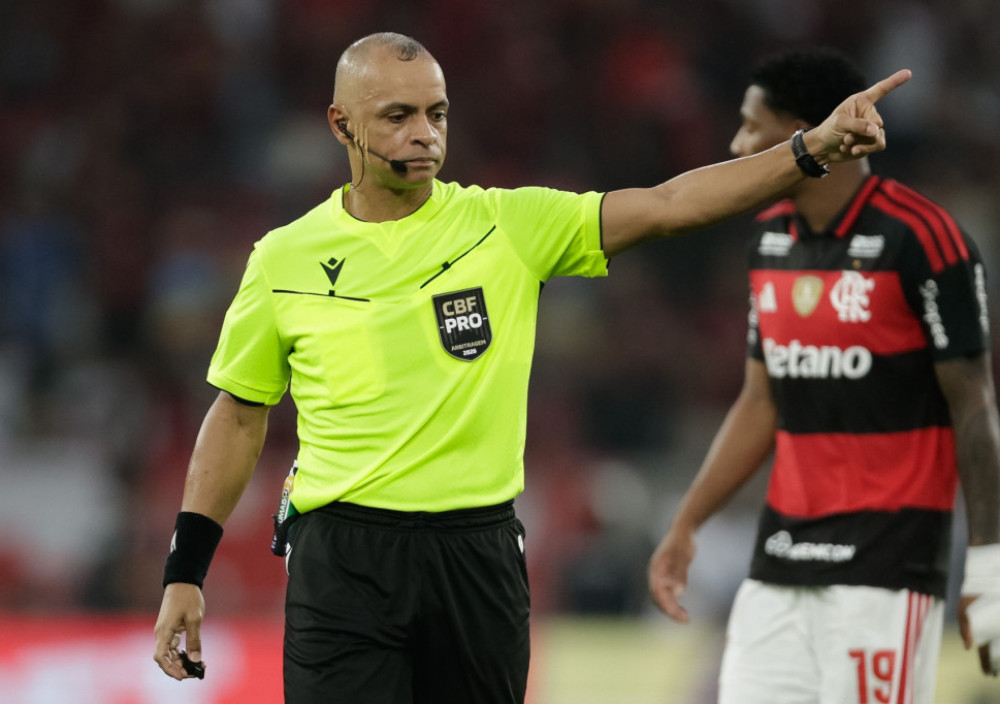 Vilton Sampajo, brazilski fudbalski sudija