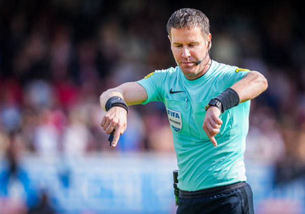FIFA saopštila imena arbitara za prve utakmice Mundijala: Makeli deli pravdu na meču SAD i Paragvaj