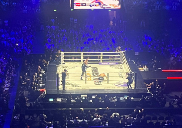 (UŽIVO/VIDEO) GLORY COLLISION 9: Krcato u Roterdamu, svi jedva čekaju da vide Cvjetićanina!