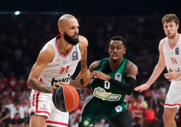 Olimpijakos šampion Grčke! Crveno-beli iz Pireja posle tuče i ludnice stigli do trofeja, Milutinovu dupla kruna