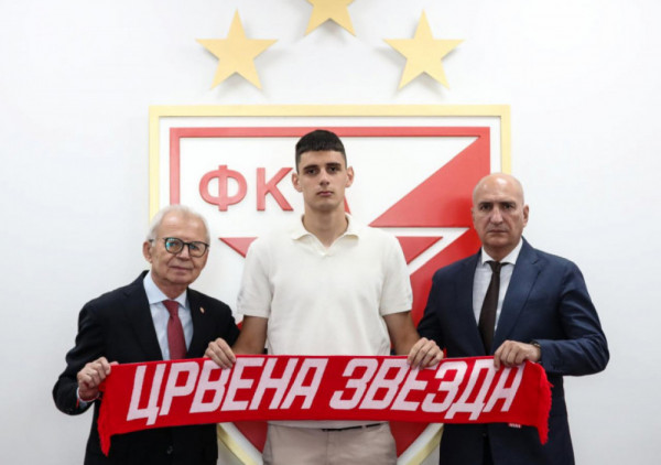 Crvena zvezda obezbedila budućnost: Mladi štoper produžio saradnju