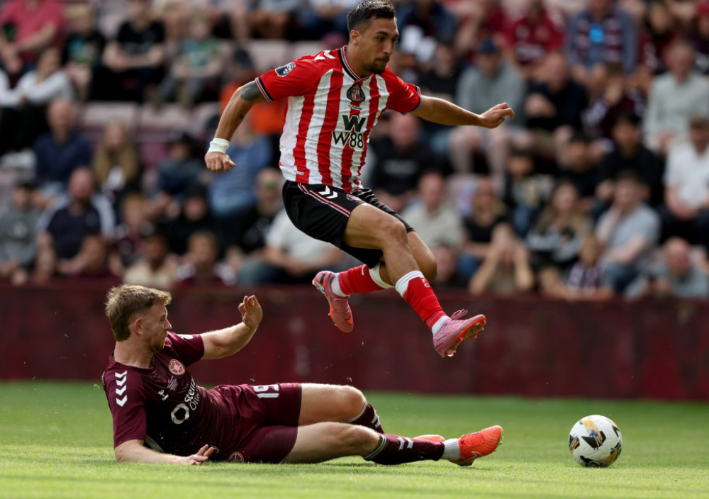Milan Aleksić u crveno-belom dresu Sanderlenda