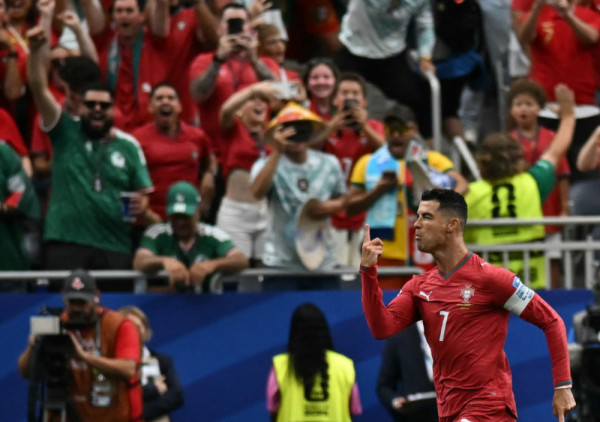 (UŽIVO,VIDEO) Portugal - Uzbekistan 2:0: Ronaldo i ekipa "upalili motore" , već imaju dva gola prednosti!