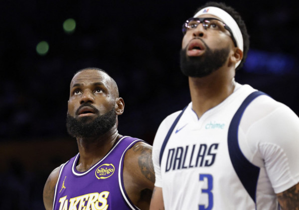 Golden Stejt sprema NBA zemljotres: Stižu Lebron i Entoni Dejvis?
