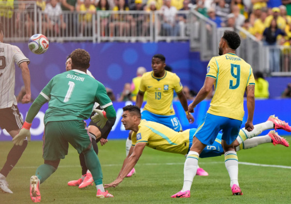 (UŽIVO, VIDEO) Brazil - Japan 1:1 : Veliki pritisak "Selesaa", Kazemiro pogodio
