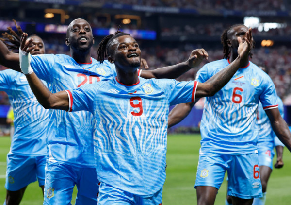 (UŽIVO/VIDEO) Engleska - DR Kongo (0:1): Sipenga šokirao Gordi Albion!