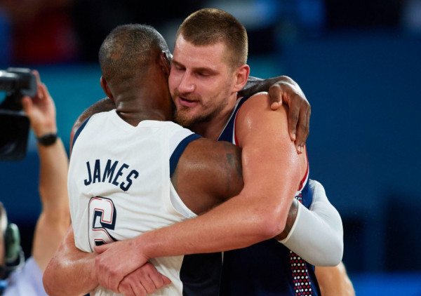 Jokić i Lebron? Moguće je!