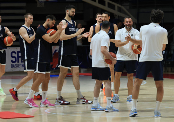 (UŽIVO) Švajcarska - Srbija: "Orlovi" u Friburgu, pobeda je imperativ