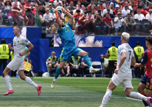 Unai Simon oborio rekord Mundijala