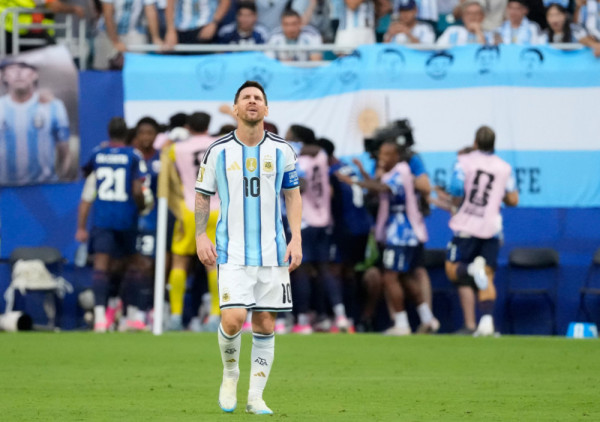 (UŽIVO) Argentina - Zelenortska Ostrva: Sve manje vremena za "gaučose" da eskiviraju produžetke