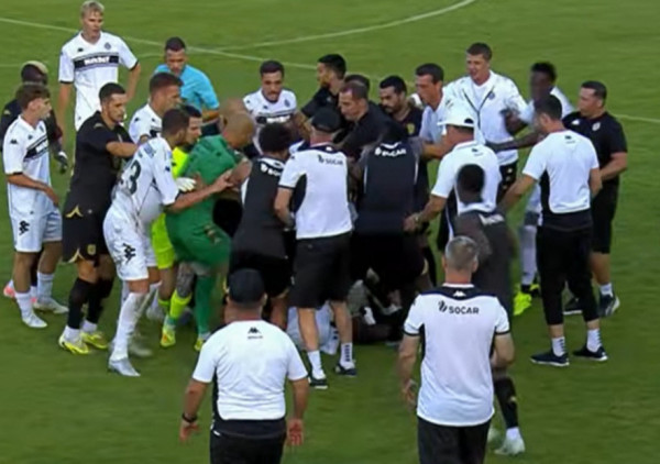 (VIDEO) Skandal u Sloveniji: Potukli se Milić i Sambu, obojica isključeni!