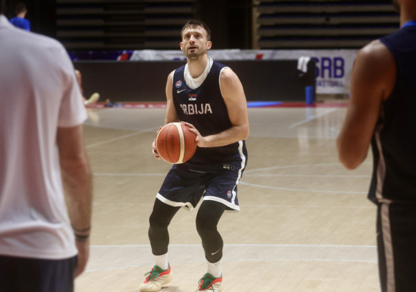 Ponovo u crno-belom: Aleksa Avramović dogovorio uslove sa novim klubom