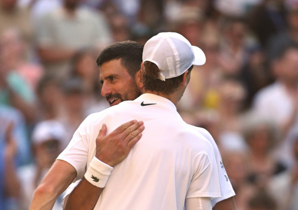 Novak Đoković i Janik Siner, srpski i italoijanski teniser