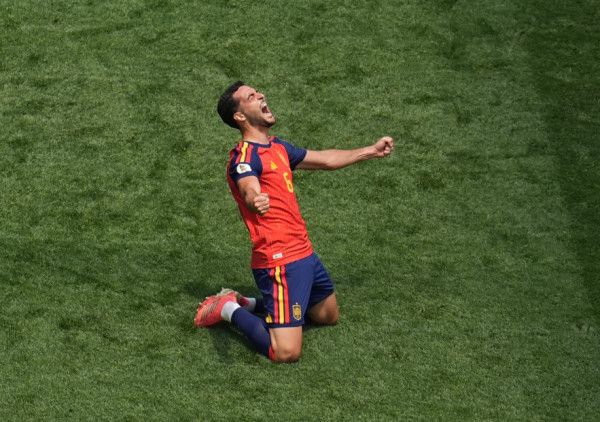 Kad je teško, tu je Mikel: Zlatni džoker odveo Španiju u polufinale