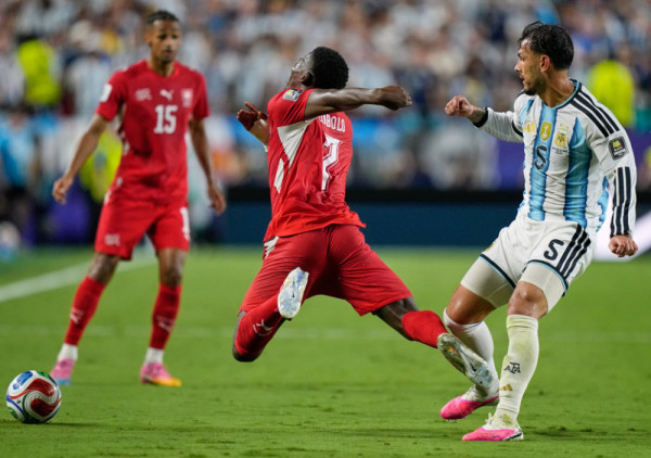 (UŽIVO) Argentina - Švajcarska (1:1): Švajcarci sa desetoricom: Embolo ostavio ekipu na cedilu