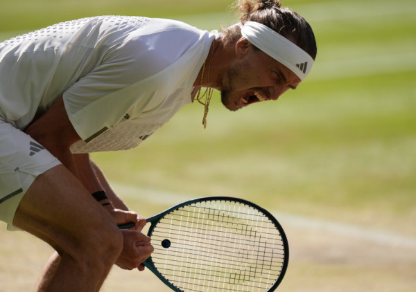 (UŽIVO) Siner - Zverev: Nemac posle taj-brejka poveo u finalu Vimbodona