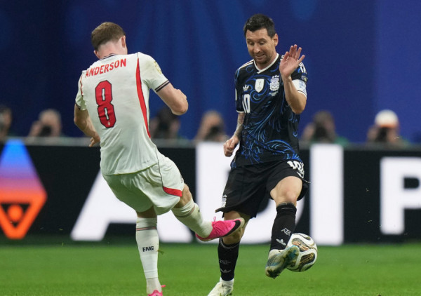 (UŽIVO/VIDEO) Engleska - Argentina (0:0): "Zakuvalo" se u Atlanti od samog starta!
