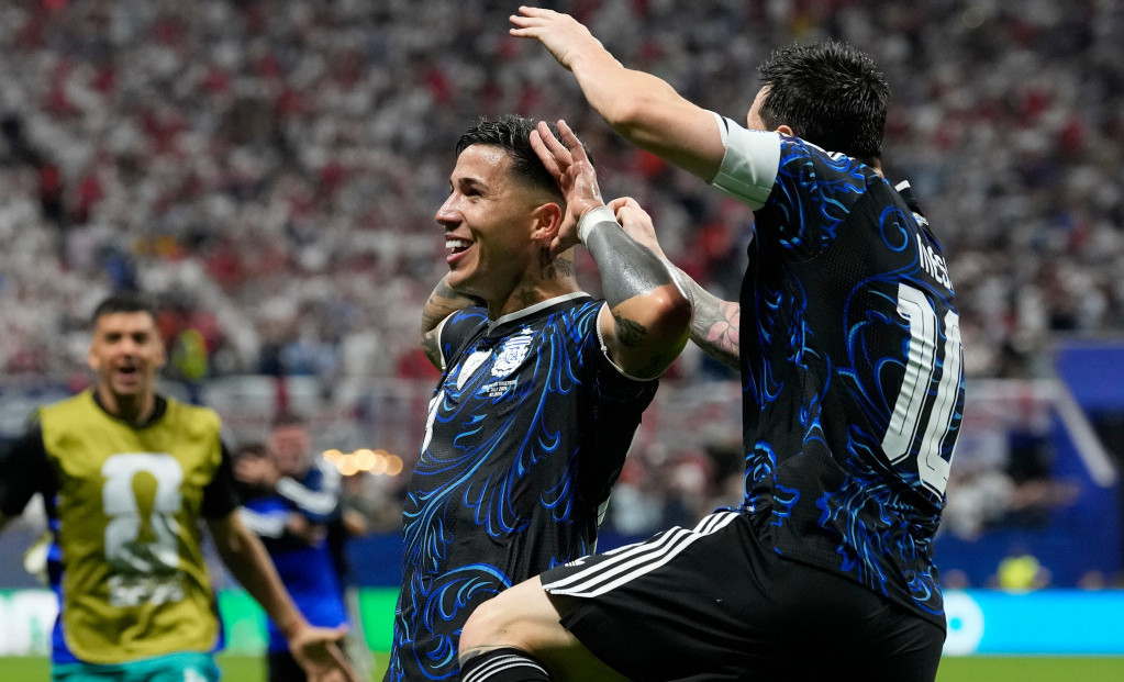 Zastave Engleske i Argentine
