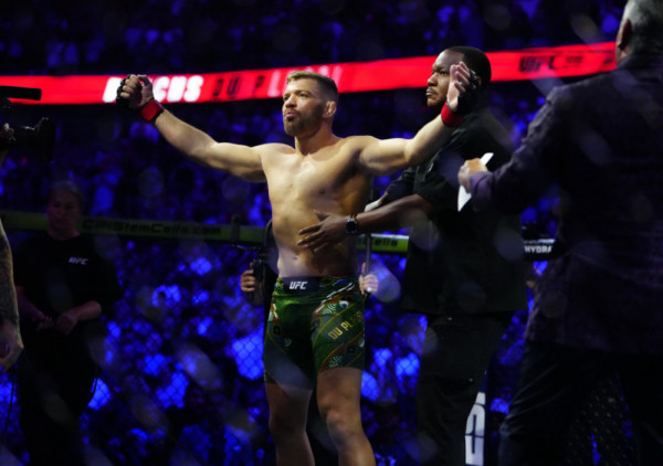 Bivši UFC šampion, ipak, "tvrd orah" za Kamarua Usmana: Prva pobeda Du Plesija od gubitka titule