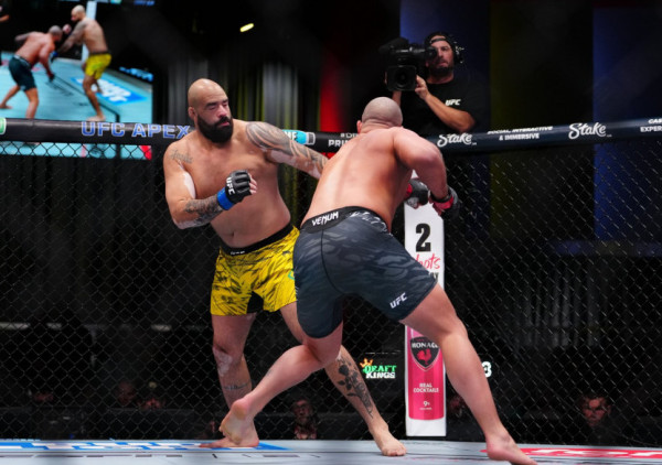 (VIDEO) Napraviću šou za srpske navijače, nadam se da ću pokvariti slavlje! Brazilac poslao poruku pred UFC Beograd