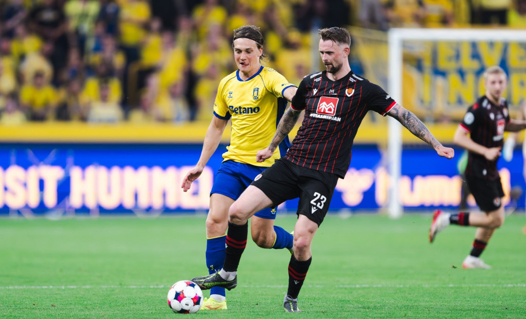 Nikolaj Hansen je dvostruki strelac za Vikingur