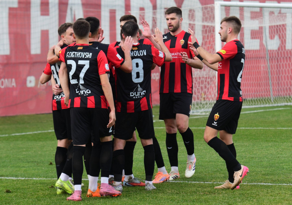 Vardar jednom nogom van Evrope, Riga bolja u Skoplju