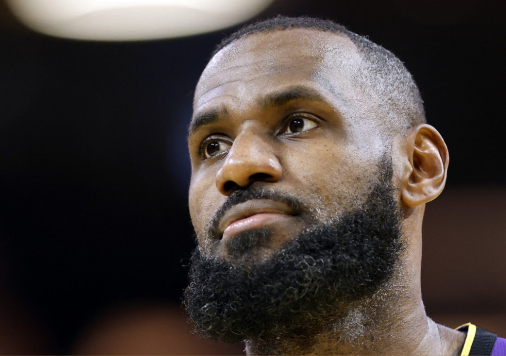 Lebron Džejms