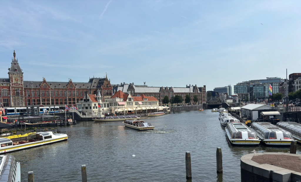 Razglednica iz Amsterdama