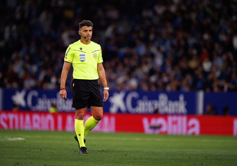 Španski arbitar Hesus Hil Manzano