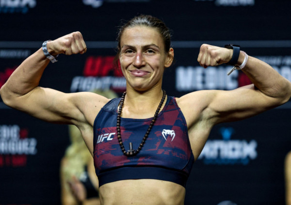 Šteta! Lusijano strpljivo čekala šansu, pa onda "gušenjem" nanela Srpkinji poraz na UFC debiju