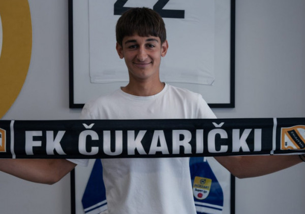 Aleksandar Kolarov stiže u Čukarički, Luka Matijašević potpisao ugovor: Otac Vladimir mi je najbolji savetnik