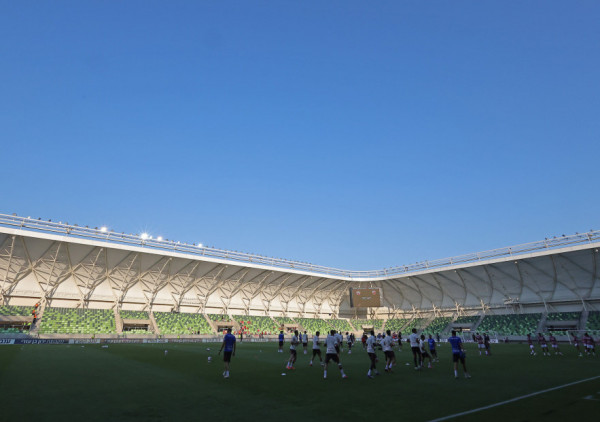 Mala arena, velika istorija: Utabanim rimskim stazama Sombatelja širi se miris Lige šampiona