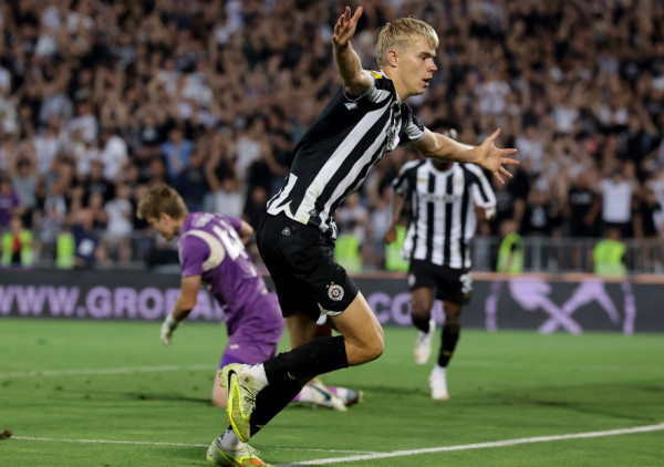 (UŽIVO/VIDEO) Partizan - Tobol (2:0): Crno-beli dupliraju prednost, Kojzek je strelac!