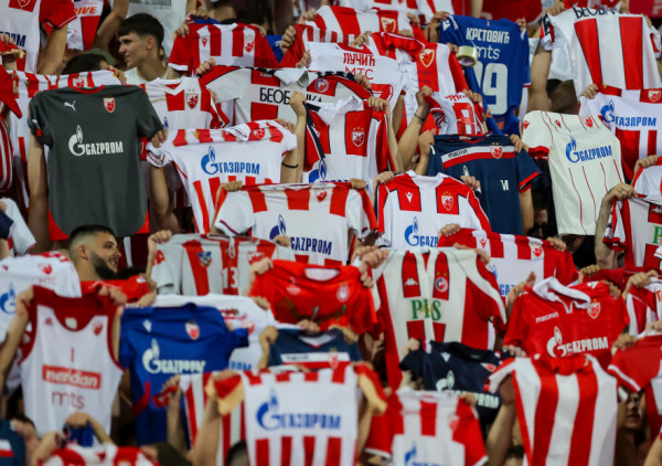 Saopštenje Zvezde za navijače: Dođite što ranije na stadion i ne ubacujte ništa na teren