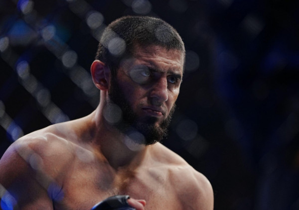 Kladionice ozbiljno favorizuju Mahačeva: Irac totalni autsajder protiv Rusa na UFC 330 eventu