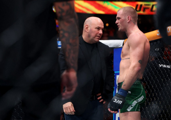 UFC predsednik kritikovao Irca: Mahačev je već bio prebijen, da je Geri imao samo više srca u toj petoj rundi