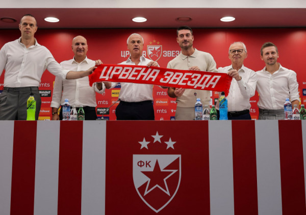 (UŽIVO) Počinje Rijerina era u Zvezdi: Želim da budete ponosni na ovu ekipu