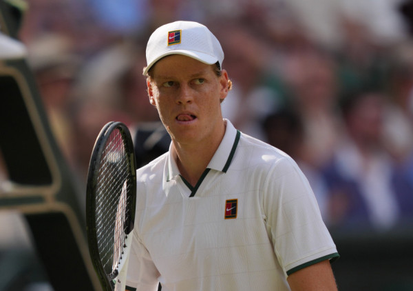 Siner leči koleno pred US open: Podvrgnut novom tretmanu na klinici u Torinu