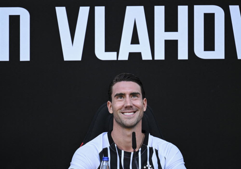 Dušan Vlahović