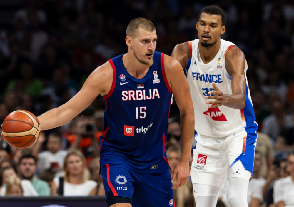 Nikola Jokić i Viktor Vembanjama