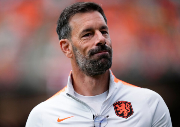 "Orlove" i Paunovića u septembru čeka veliki test: Holandija uz Ćavija dovela i Van Nistelroja