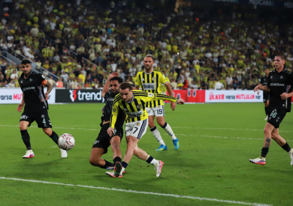 (VIDEO) Akturkoglu ostao bez svesti, Fenerbahče objavio prve informacije o njegovom stanju
