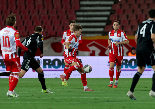 (UŽIVO) Crvena zvezda - Čukarički (sastavi): Rijera šansu dao "otpisanima", na terenu Bađo, Handel, Abu Fani...