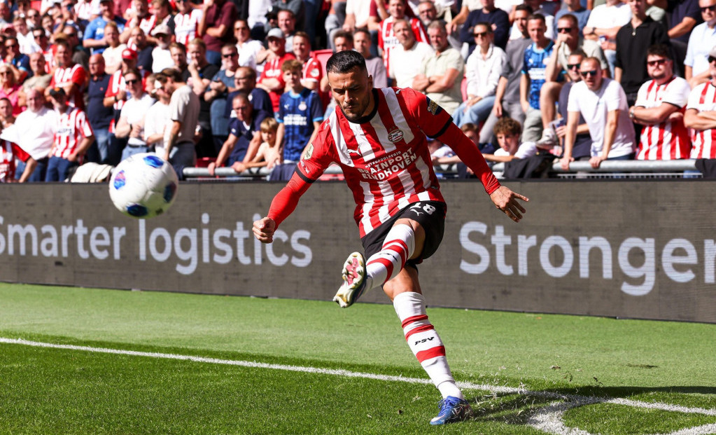 Kostić debitovao za PSV u "petardi" protiv bivšeg kluba