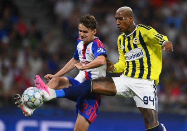 Fenerbahče preko Liona do Lige šampiona: Turci blistali na gostovanju