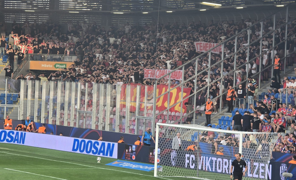 Navijači Zvezde na utakmici u Plzenju